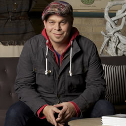 Kevin Grace Photo 31