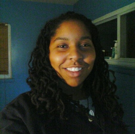 Toni Sanders Photo 6