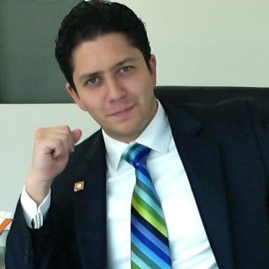 Carlos Roman Photo 13