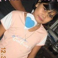 Angela Arias Photo 8