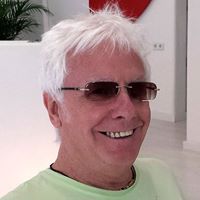 Michael Lindsay Photo 24