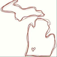 Lisa Kalinowski Photo 9