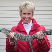 Barbara Hunter Photo 23