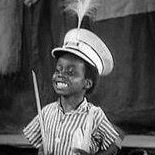 Billie Thomas Photo 10