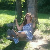 Emily Daugherty Photo 24