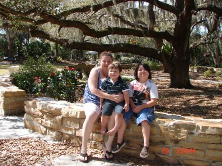 Laura Bryant Photo 33