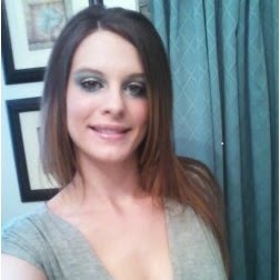 Samantha Vance Photo 15