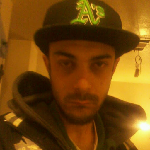 Adam Perryman Photo 20