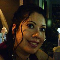 Victoria Calderon Photo 37