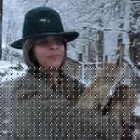 Leslie Stilwell Photo 11
