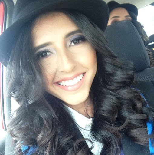 Kimberly Cruz Photo 10