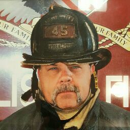 Michael Oswalt Photo 17