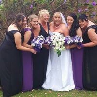 Debra Gunn Photo 17