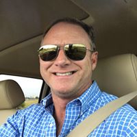 Kelly Dickens Photo 15