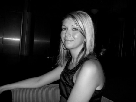 Julie Callaghan Photo 10