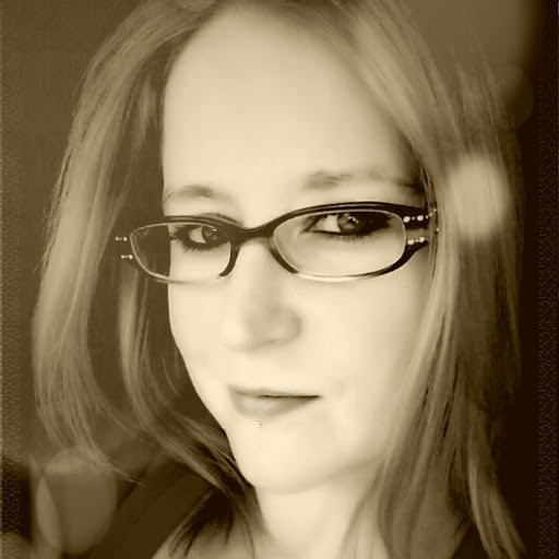 Julie Flanagan Photo 15