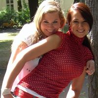 Michelle Wolf Photo 52
