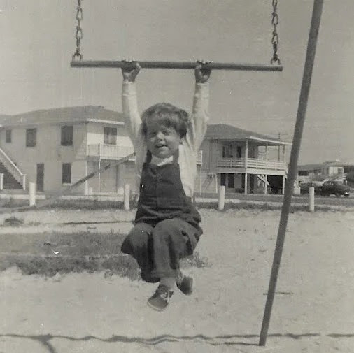 Elizabeth Dunn Photo 41