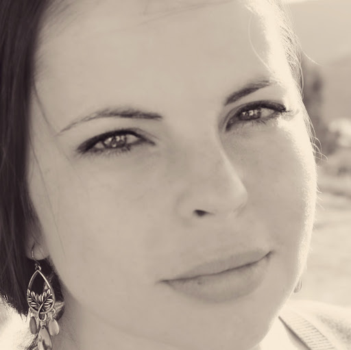 Lindsey Erickson Photo 18