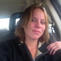 Elizabeth Stone Photo 22