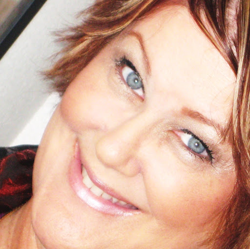 Lisa Rivera Photo 10