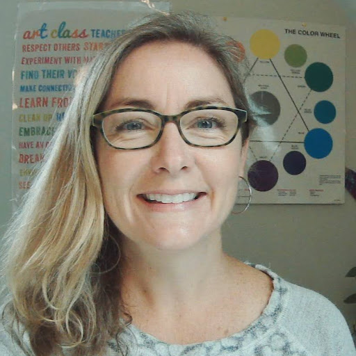 Molly Foster Photo 16