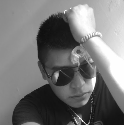 Alberto Barrientos Photo 29