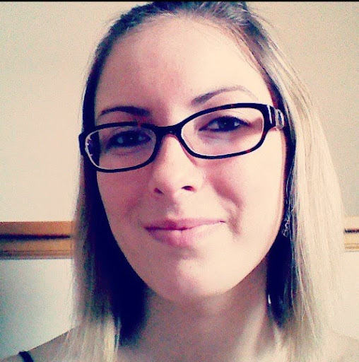 Sarah Sadler Photo 11