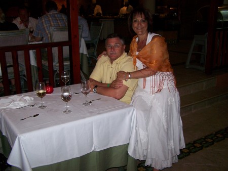 Vicki Broadbent Photo 6
