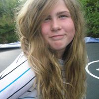 Caitlin Fleming Photo 12