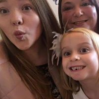 Angie Squires Photo 9