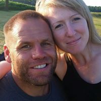 Amy Hutchins Photo 8
