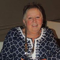 Linda Robbins Photo 15