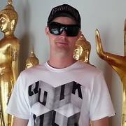 Aaron Glass Photo 20