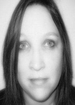 Renee Hendricks Photo 21