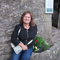 Debbie Ellis Photo 38