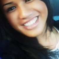 Kayla Stewart Photo 14