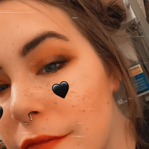 Cassandra Stark Photo 7