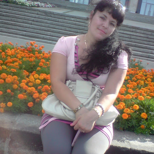 Maria Lazar Photo 31