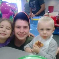 Sandra Perreault Photo 11