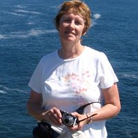 Linda Petersen Photo 16