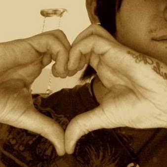 Sara Forsythe Photo 10