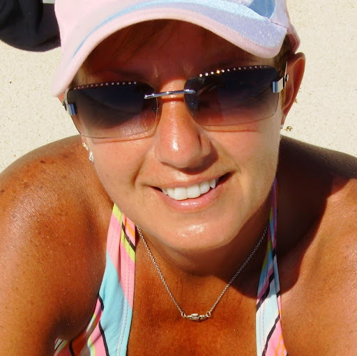 Angela Byrne Photo 32