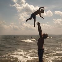 Jonathan Wolfe Photo 37