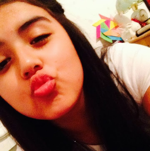 Gloria Robles Photo 21