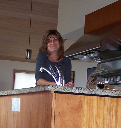 Eileen Moran Photo 19