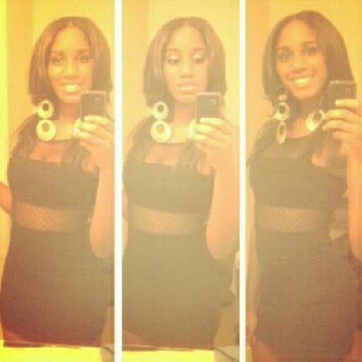 Angela Hudson Photo 9