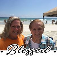 Julie Noble Photo 32