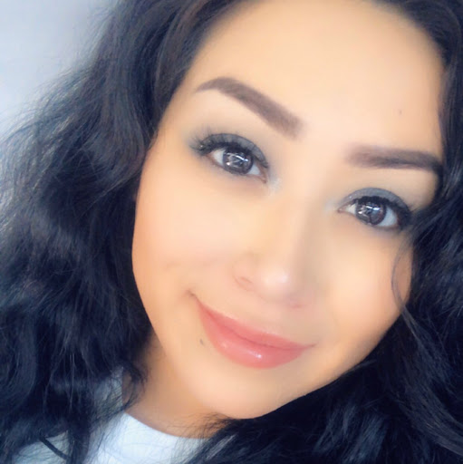 Kelly Fuentes Photo 11