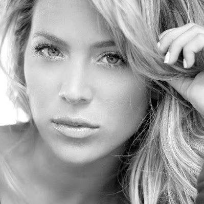 Connie England Photo 25